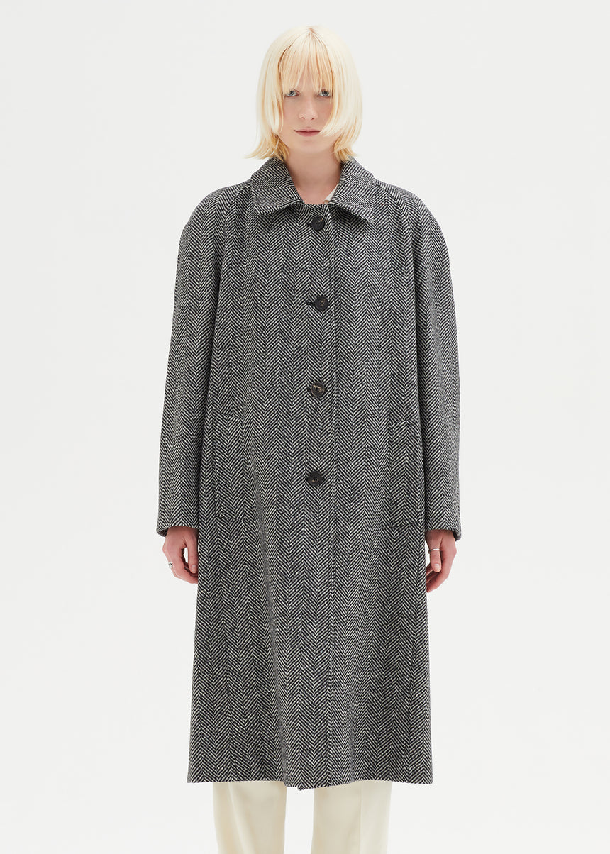 TWEED OVERCOAT